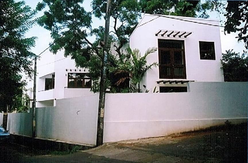 Ms. Neloni Wickramasinghe